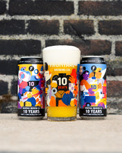 Load image into Gallery viewer, Hedof x Frontaal 10 Years Anniversary Box Speciaalbier kunst Breda