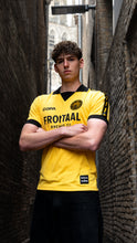 Load image into Gallery viewer, Frontaal x COPA Retro Shirt
