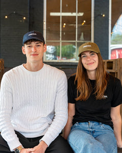 Pet Olive Green en Navy Blue Merchandise Frontaal Brewing Company Breda Speciaalbier